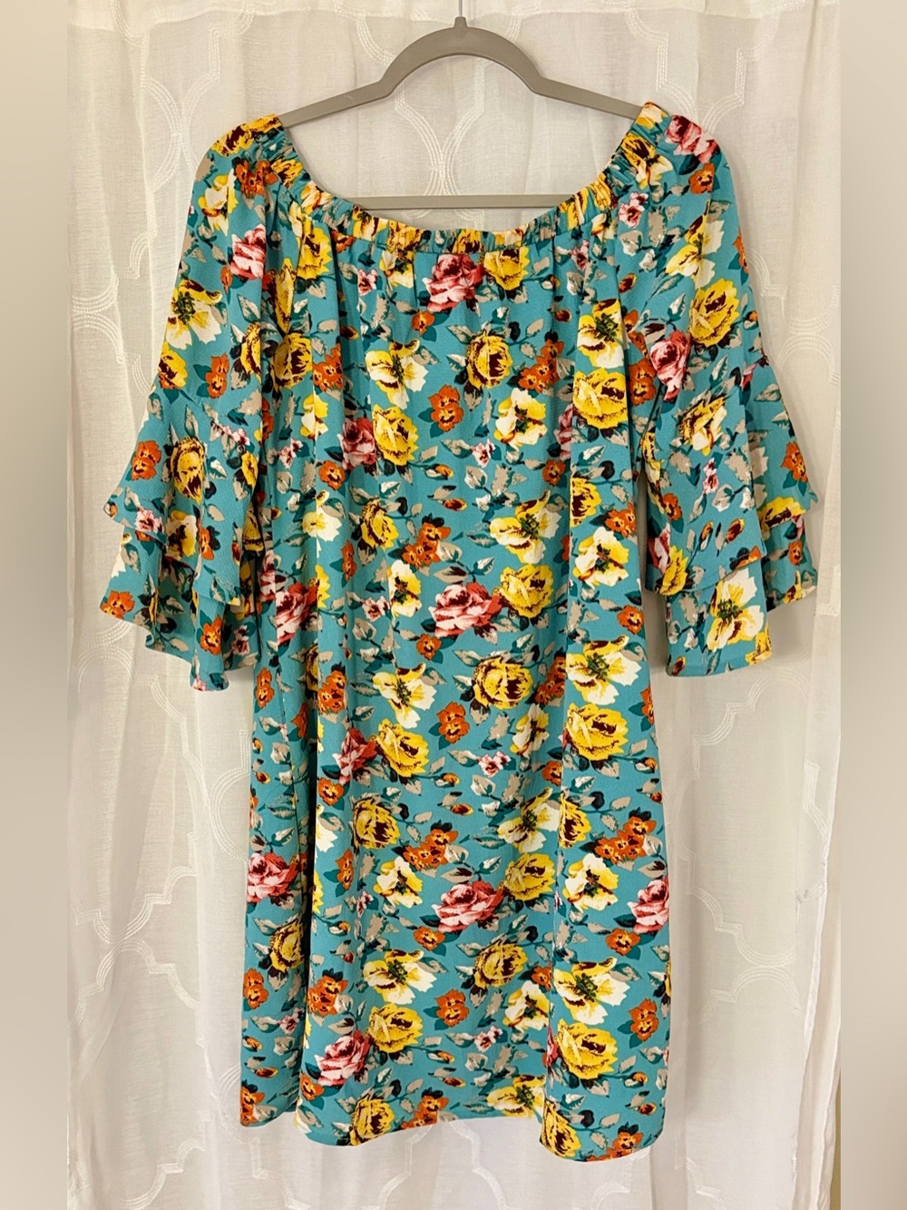 Denim Jeans & Casuals XL NWT Teal Floral Bell Sleeve Shift Dress